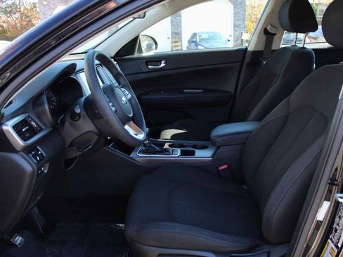 Used 2019 Kia Optima LX image 24