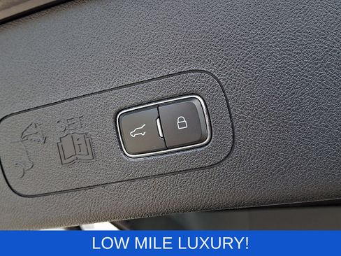 Used 2021 Lincoln Aviator Reserve w/ Equipment Group 202A AWD/4WD image 33