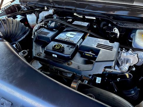 Used 2024 RAM 2500 Rebel w/ Towing Technology Group image 32