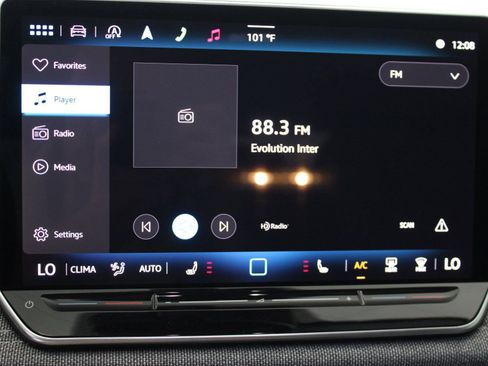 New 2025 Volkswagen Tiguan S FWD image 19
