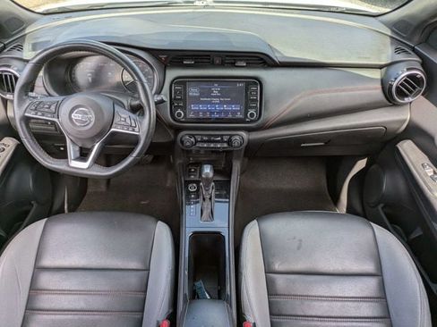 Used 2021 Nissan Kicks SR w/ SR Premium Package FWD image 15
