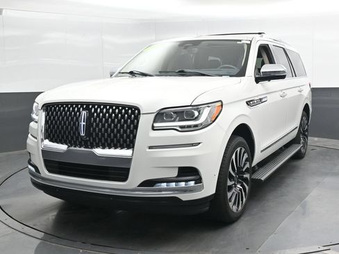 Used 2022 Lincoln Navigator Black Label AWD/4WD image 6