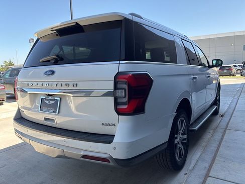 Used 2022 Ford Expedition Max Limited RWD image 4