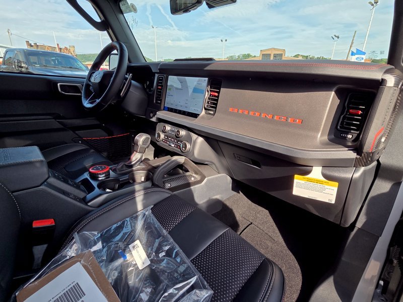 New 2026 Ford Bronco Raptor AWD/4WD image 14