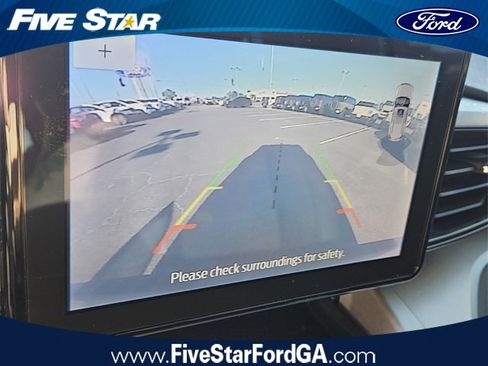 Used 2021 Ford Explorer XLT image 20