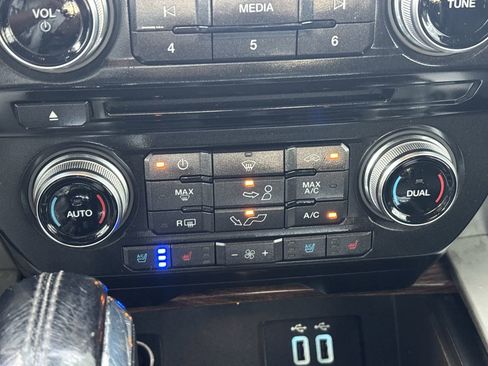 Used 2016 Ford F150 Lariat w/ Equipment Group 502A Luxury image 25