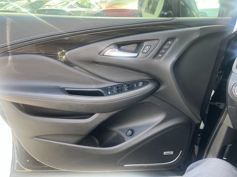Used 2019 Buick Envision Premium w/ Driver Confidence Package AWD/4WD image 12
