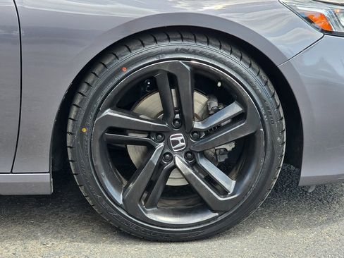 Used 2019 Honda Accord Sport image 8