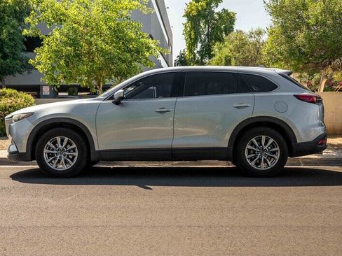 Used 2018 MAZDA CX-9 Touring FWD image 2
