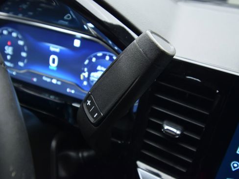 Used 2022 Chevrolet Silverado 1500 LT image 25