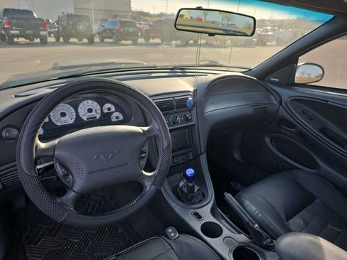 Used 2002 Ford Mustang GT image 11