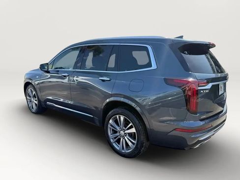 Used 2020 Cadillac XT6 Premium Luxury image 3