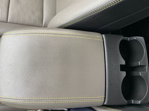 Used 2025 Chevrolet Colorado ZR2 image 25