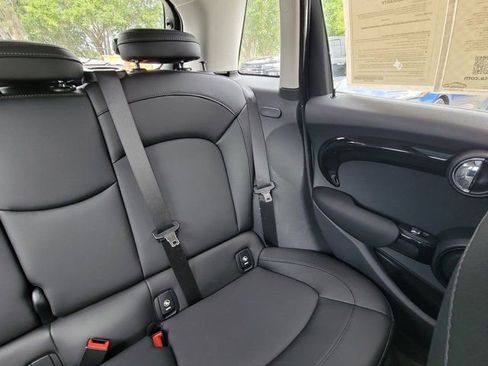 Used 2019 MINI Cooper S w/ Premium Package image 6