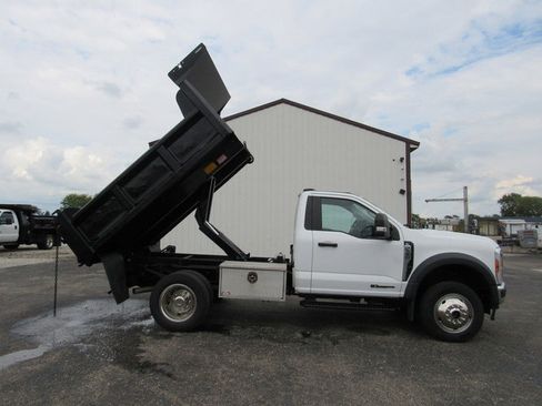 Used 2023 Ford F550 4x4 Regular Cab Super Duty image 33