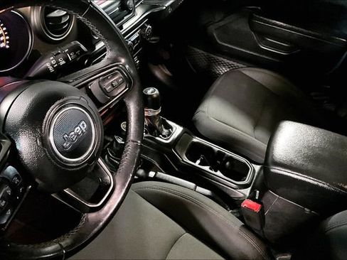 Used 2020 Jeep Wrangler Unlimited Sport S image 14