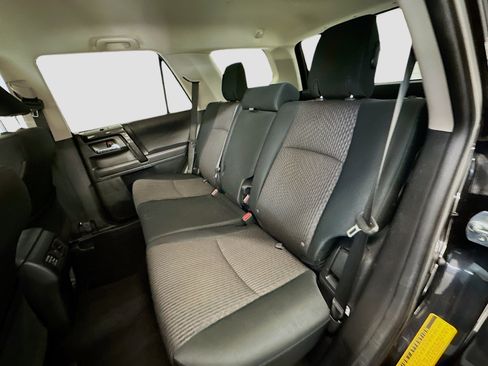 Used 2024 Toyota 4Runner TRD Off-Road image 29