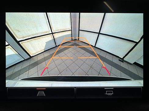 Used 2023 GMC Yukon AT4 image 32