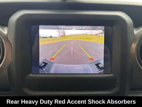 Used 2022 Jeep Gladiator Willys image 27