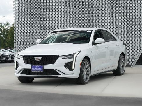 Used 2020 Cadillac CT4 Sport w/ Climate Package image 5