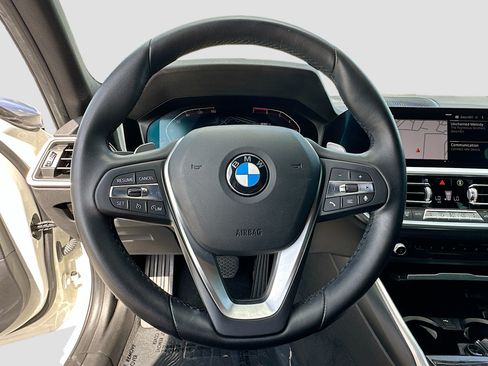 Used 2021 BMW 330i Sedan w/ Convenience Package RWD image 11