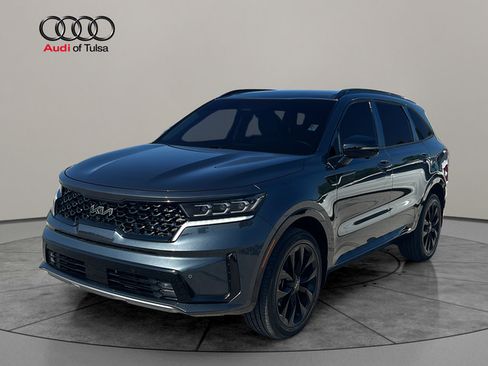 Used 2023 Kia Sorento SX AWD/4WD image 3