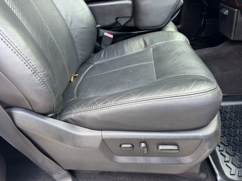 Used 2011 Ford F250 Lariat w/ Lariat Ultimate Pkg AWD/4WD image 15