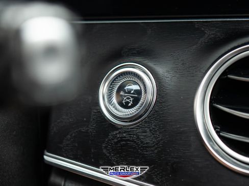 Used 2017 Mercedes-Benz E 43 AMG 4MATIC Sedan image 34