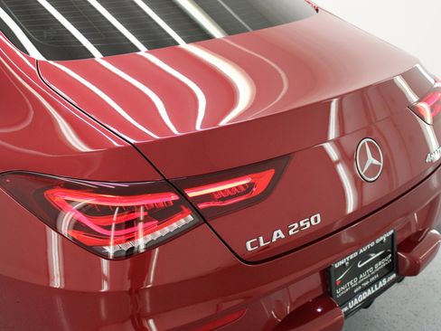 Used 2023 Mercedes-Benz CLA 250 4MATIC image 20