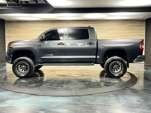 Used 2020 Toyota Tundra SR5 AWD/4WD image 11