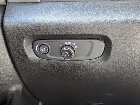 Used 2023 Chevrolet Traverse LT w/ LPO, Floor Liner Package FWD image 19