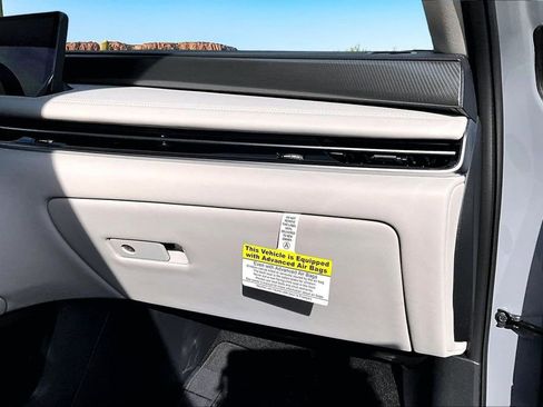 Used 2026 INFINITI QX60 Luxe w/ Cargo Package image 17