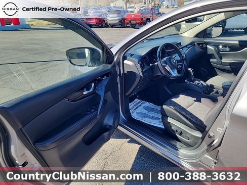 Certified 2020 Nissan Rogue Sport SV w/ All-Weather Package image 10