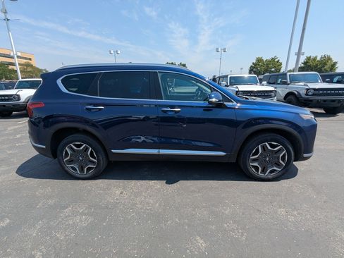 Used 2021 Hyundai Santa Fe Limited AWD/4WD image 2