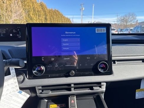 New 2026 Subaru Solterra Premium image 23