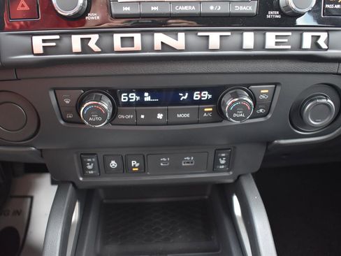 New 2026 Nissan Frontier SV w/ SV Convenience Package image 39