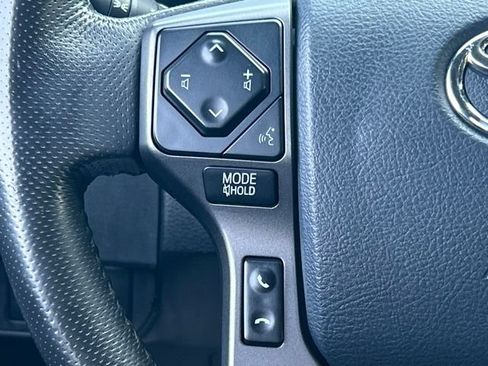 Used 2020 Toyota Tacoma TRD Sport w/ TRD Premium Sport Package AWD/4WD image 39