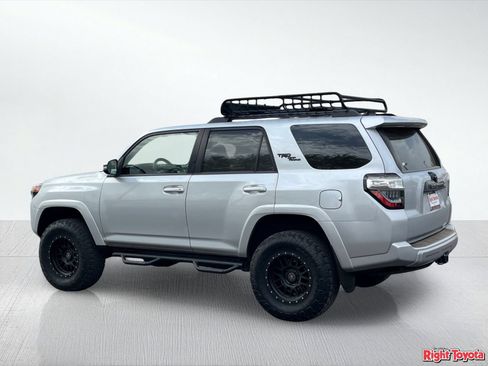 Certified 2020 Toyota 4Runner TRD Off-Road Premium w/ Moonroof Package AWD/4WD image 5