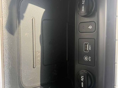 Used 2019 Hyundai Sonata Limited w/ Ultimate Package 04 FWD image 37