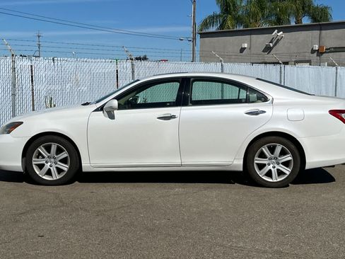 Used 2009 Lexus ES 350 w/ Premium Pkg Plus FWD image 2