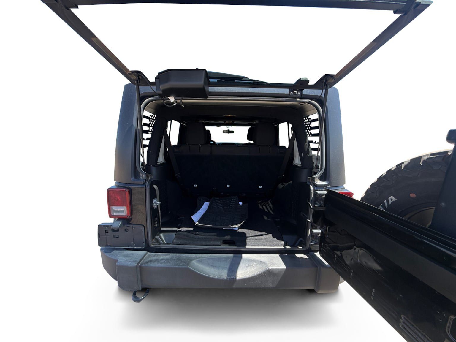 Used 2016 Jeep Wrangler Unlimited Sport AWD/4WD image 19