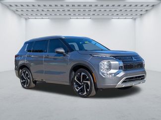Used 2022 Mitsubishi Outlander SEL video 1