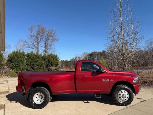 Used 2014 RAM 3500 Tradesman w/ Popular Equipment Group image 9