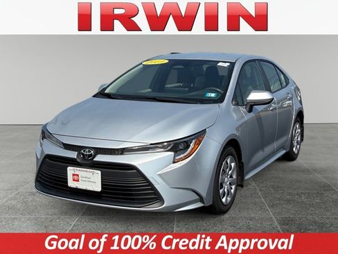 Used 2023 Toyota Corolla LE FWD image 1