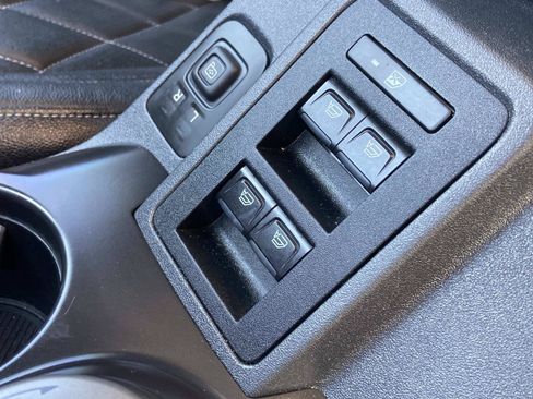 Used 2024 Ford Bronco Wildtrak AWD/4WD image 34
