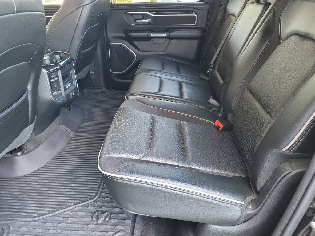 Used 2022 RAM 1500 Laramie w/ Sport Appearance Package AWD/4WD image 10