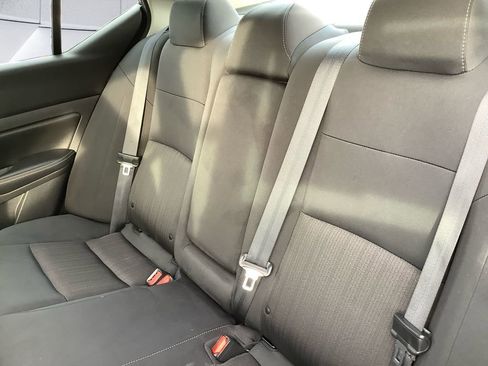 Used 2024 Nissan Altima 2.5 SV image 18