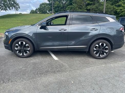 Used 2023 Kia Sportage X-Line AWD/4WD image 2