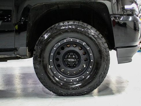 Used 2018 Chevrolet Silverado 1500 LTZ Z71 w/ LTZ Plus Package image 30