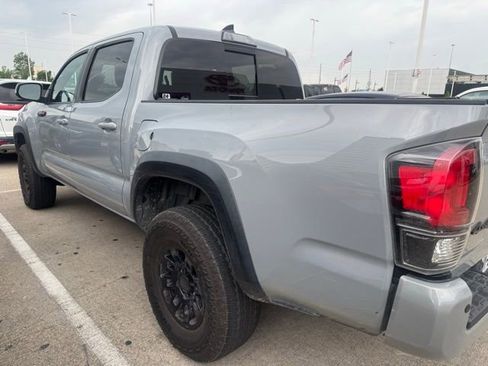 Used 2017 Toyota Tacoma TRD Pro AWD/4WD image 19